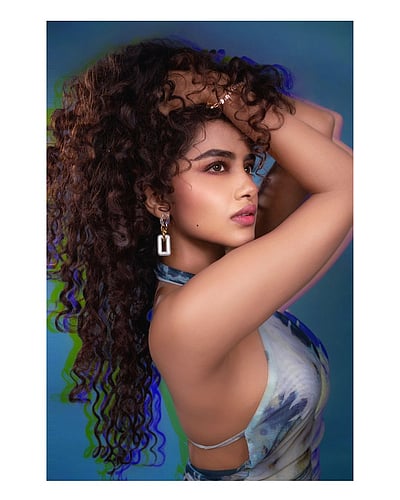 பரவசம்... அனுபமா பரமேஸ்வரன்..!